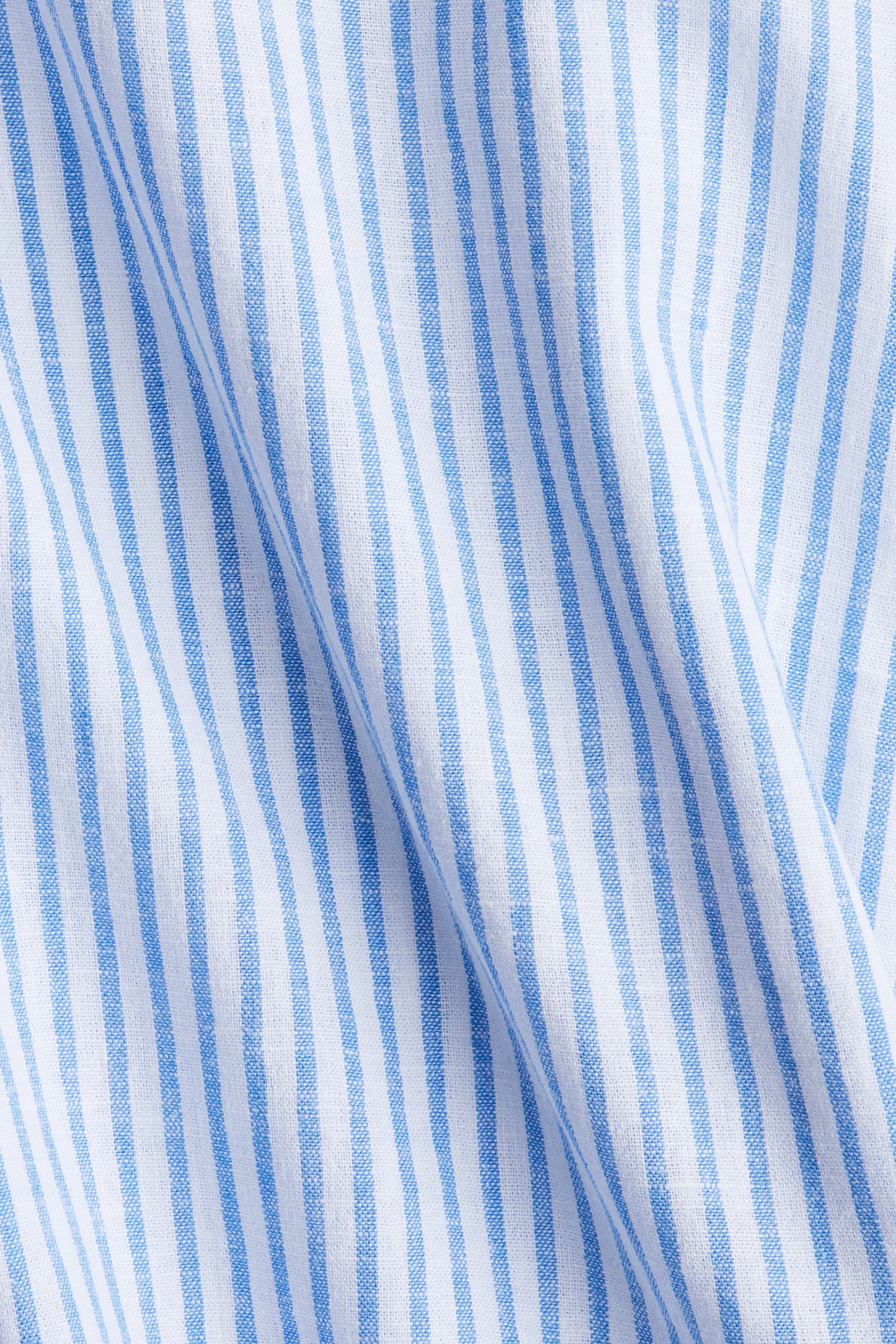 Chemise à Rayures Bleu et Blanc – Élégance